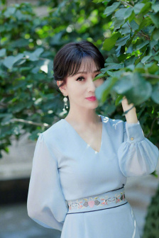 下面黑了怎么变回粉色呢
